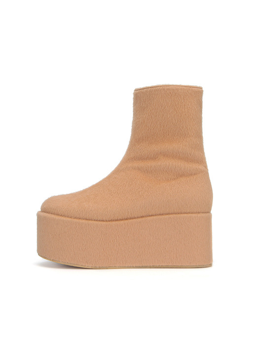 Pebble toe platform boots | Warm beige