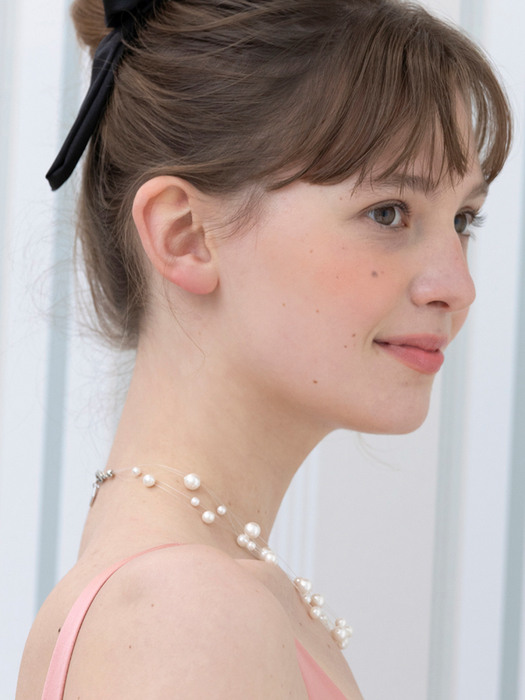 sprinkle pearl necklace