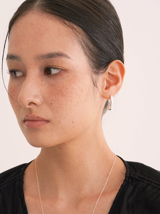 Curve Motion - Earring 03