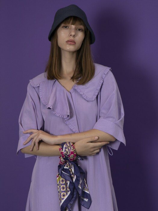 빅칼라 백플랩 드레스 (Purple)