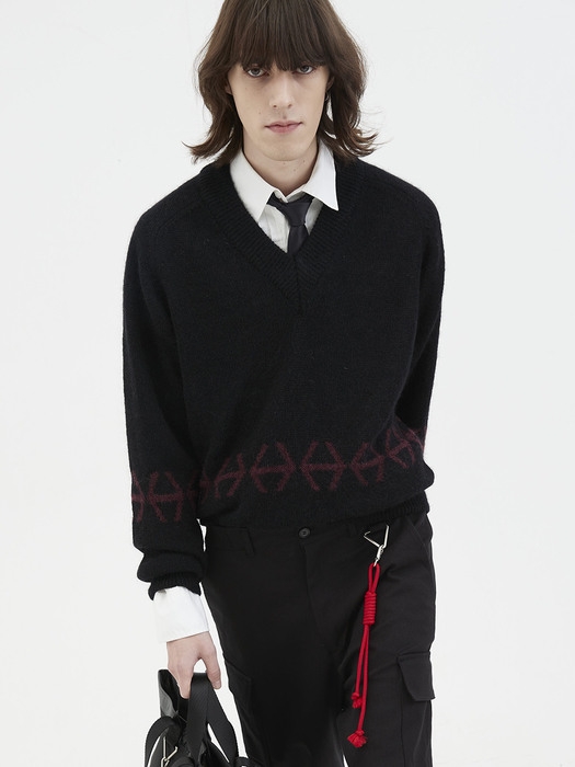 [UNISEX] H Jacquard V-Neck Knit Sweater Black