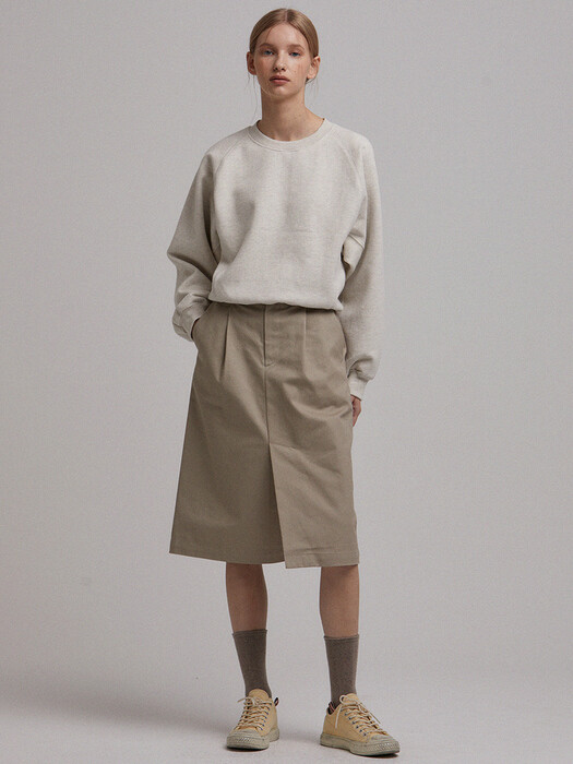 Middle H-line skirt (beige)
