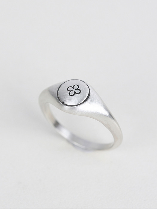 Signet clover ring (925 silver)