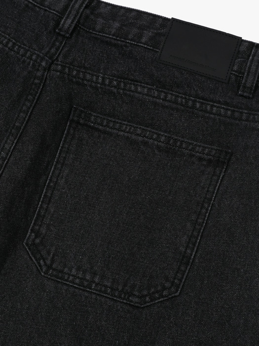 One-Tuck Wide Denim Pants V7_Black