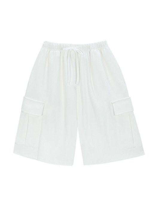 Bass cargo shorts (off white)