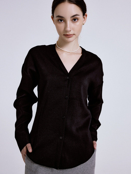 Shore v blouse (black)
