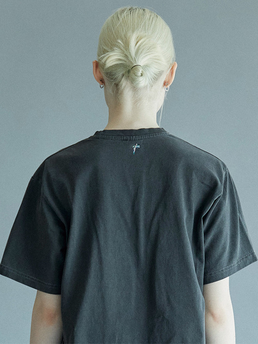 (WOMEN) 시그니처 자수 피그먼트 오버핏 반소매 티셔츠 (3 COLOR)