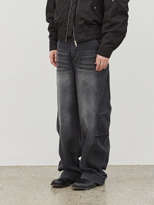 Curved two-tuck Side Denim Pants (Black)