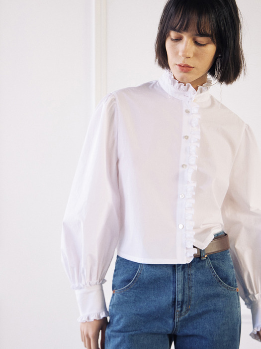 Classic Frill Crop Blouse-White