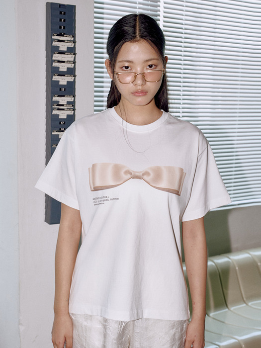 RIBBON HOOK T-SHIRT(IVORY)