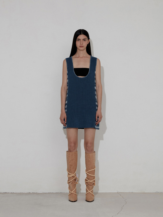 MULTI STRIPE KNIT DRESS [BLUE]