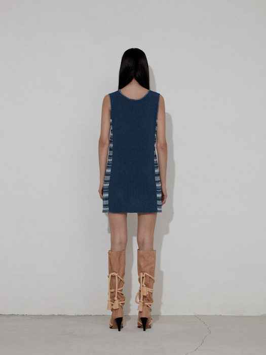 MULTI STRIPE KNIT DRESS [BLUE]