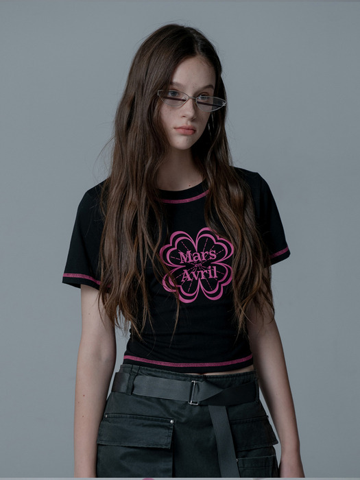 MINI CLOVER STRING CROP TSHIRT_BLACK PINK