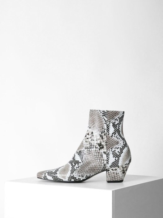PYTHON SQUARE ANKLE BOOTS - WHITE