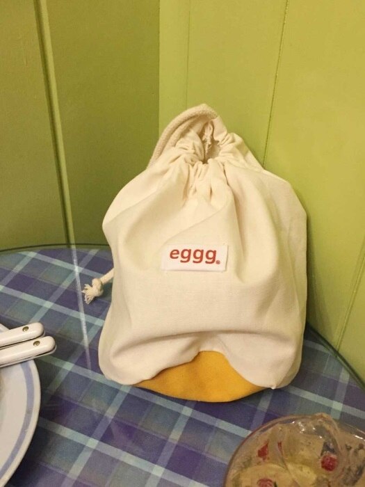 eggg pouch
