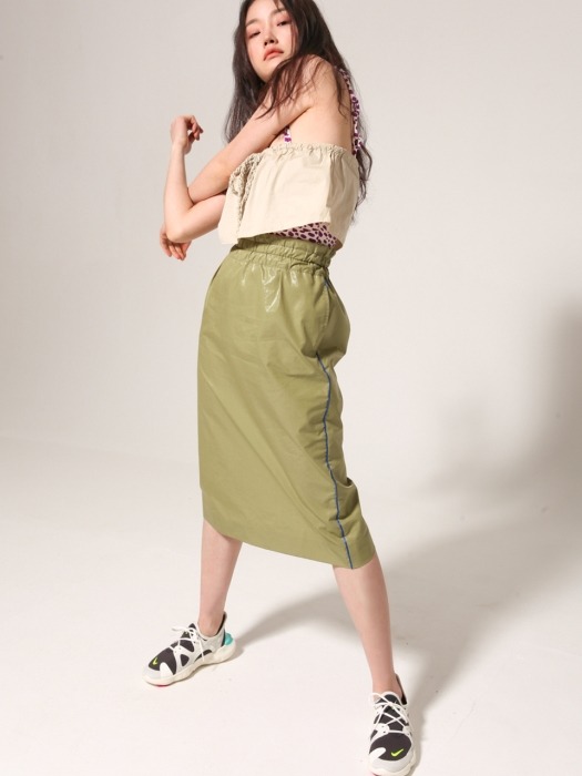 Side piping midi skirt in Olive green