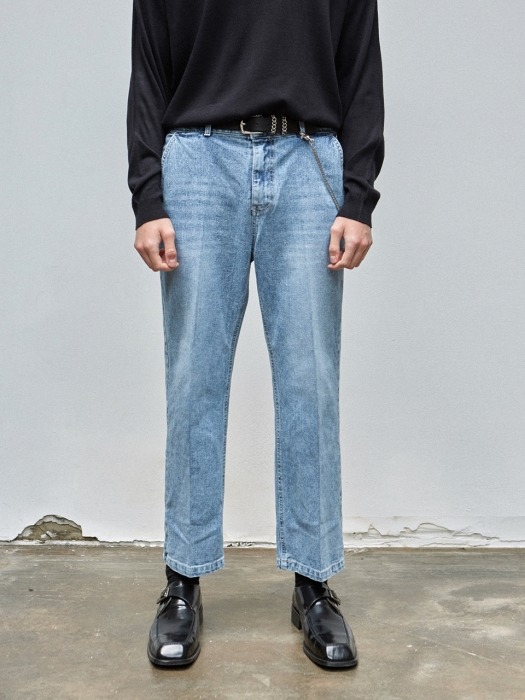 SPECIAL TAPERED DENIM PANTS