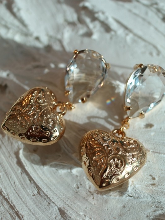 Glow Heart earrings