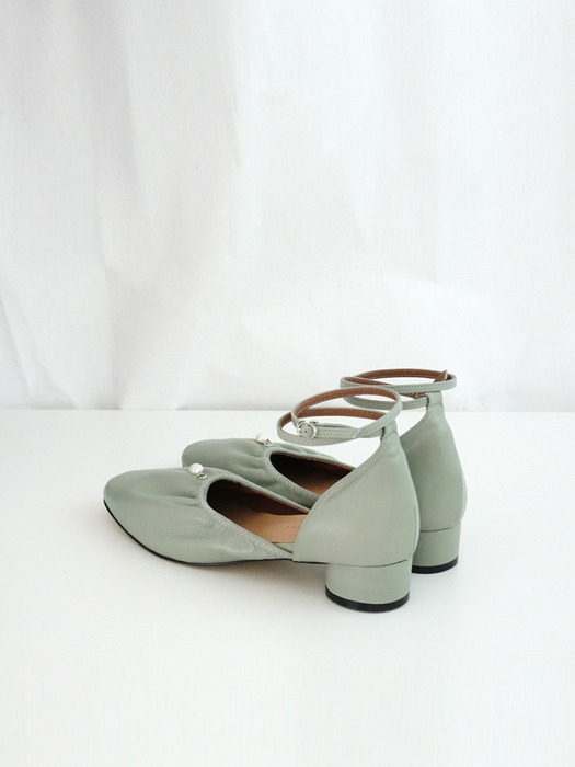 Drop pearls ankle strap Pistachio green