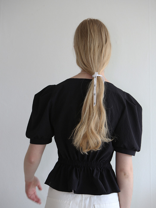 slit back banding blouse _black check