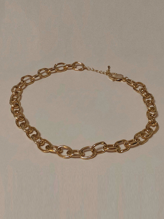 Loop Chain necklace