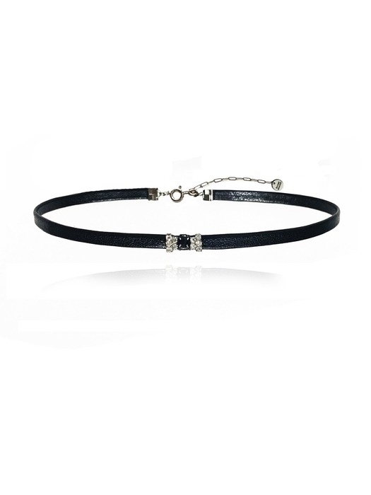 Cubic Ribbon Leather Choker