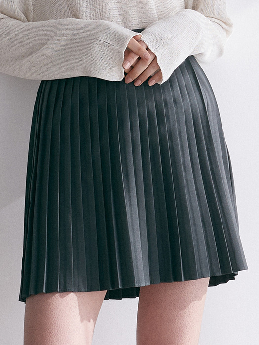 J692 pleats mini skirt (charcoal)