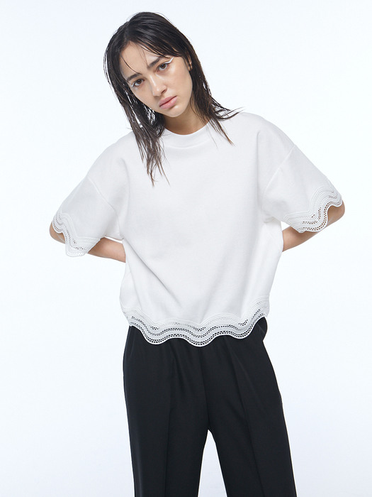 Wave Lace Crop T-Shirt in off White