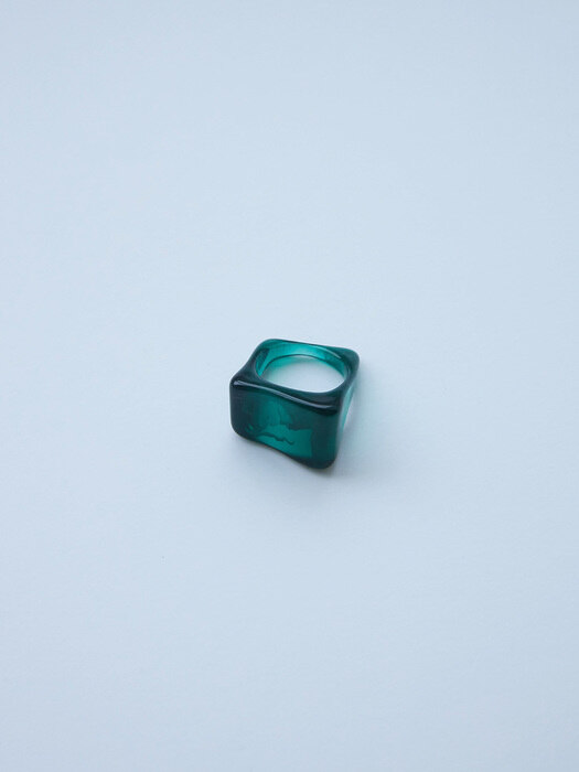 CUBE RING