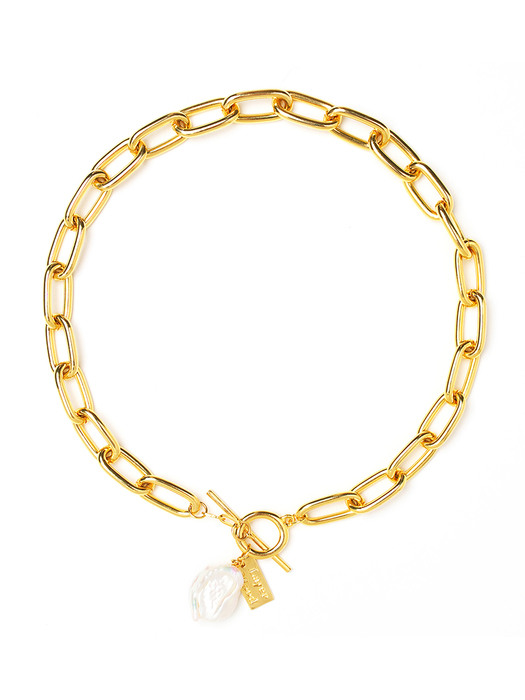 Toggle chain pearl Necklace