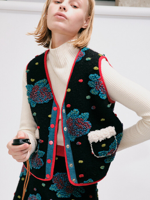 patterned wool-blend vest