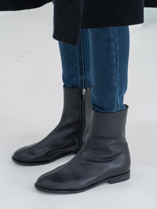 [Cow leather]Ankle boots_Serena ViU21071_2cm