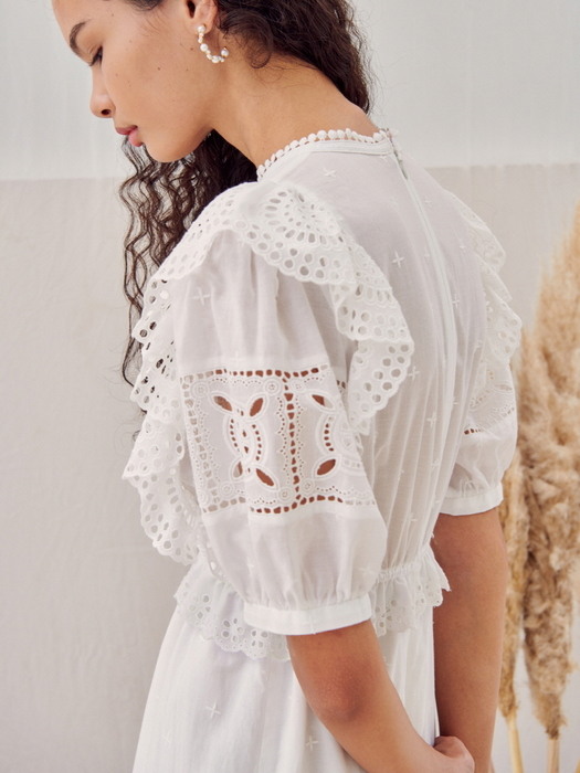 Cotton Lace Puff-sleeve Dress