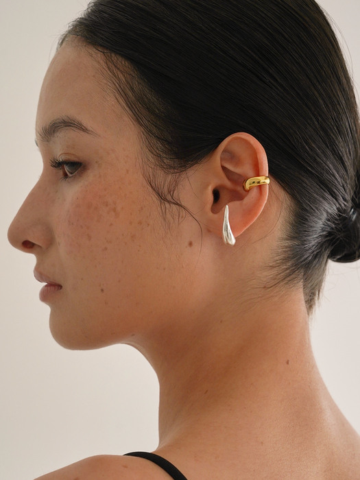 Curve Motion - Earring 02