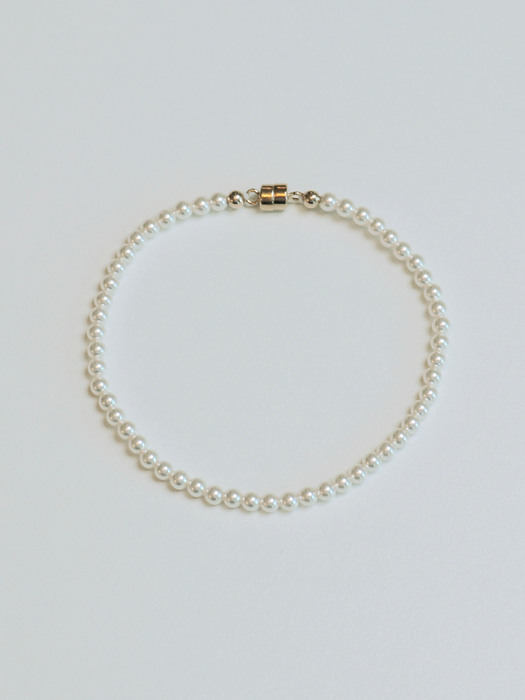 3mm pearl bracelet