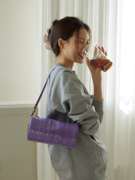 Butter round shoulder bag (버터 라운드 숄더 백) Purple