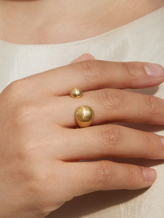 Stamen ring (gold)