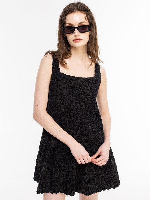 LOWRISE SLEEVELESS MINI DRESS_BLACK