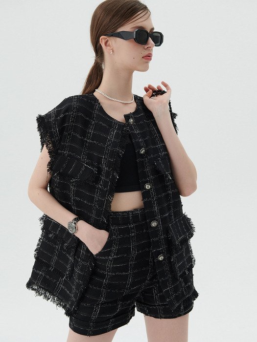 Tassle Tweed Sleeveless Jacket [Black]