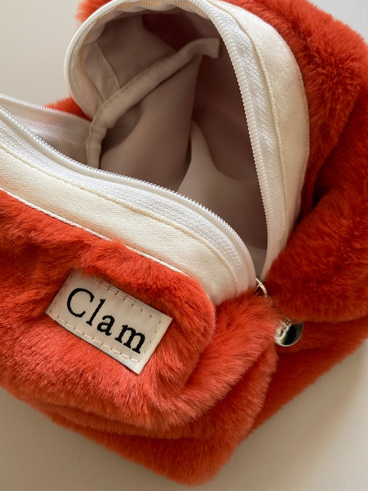 Clam round pouch _ Fur Orange