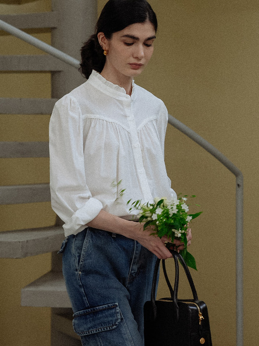Nove lace blouse(Ivory)