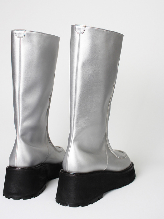 [VT x Fq] Cushiony lined long boots_silver