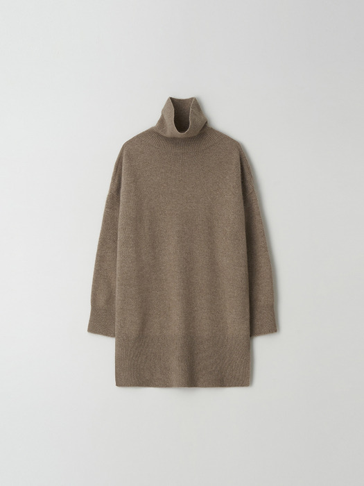 RACCOON CASHMERE OVERSIZED SEAMLESS KNIT TOP