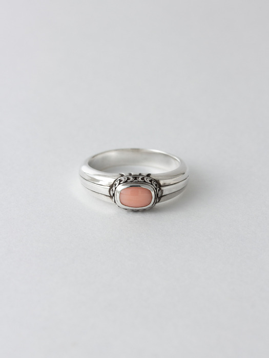 CORAL WAVE RING
