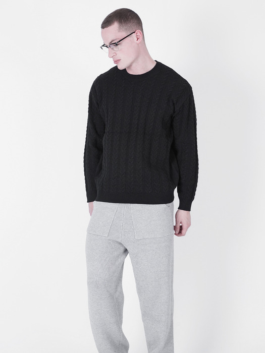 Twisted Cashmere Round Knit (Black)