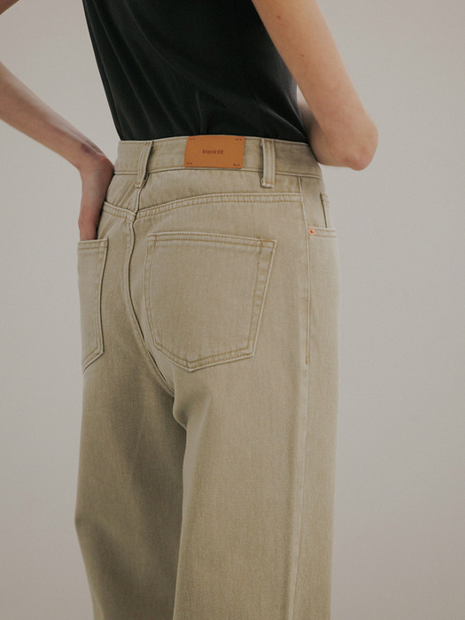straight fit jeans (beige)