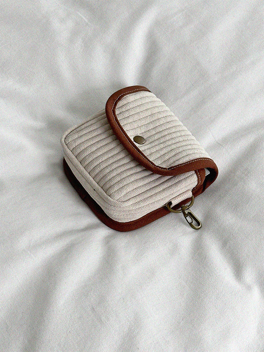 Square pouch (Bread)