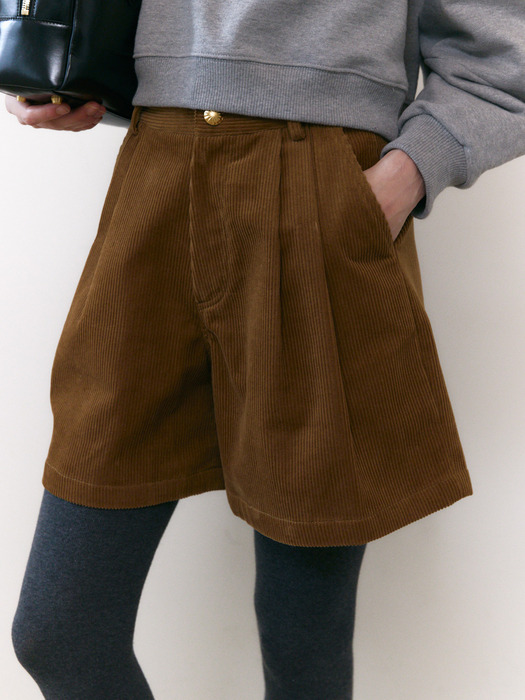 [리뉴얼]Corduroy Two Turk Shorts_2color