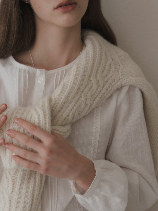 Pastry lace blouse (white)