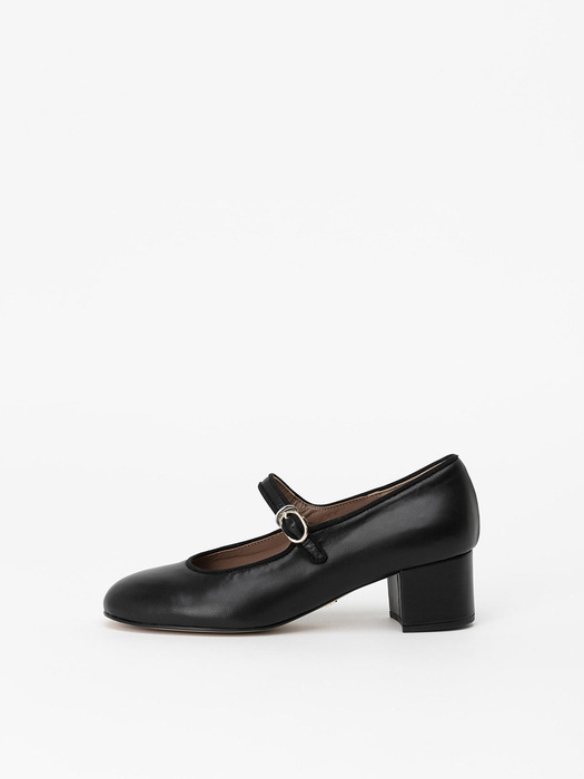 Adele Maryjane Pumps in BLACK